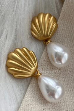 Style Core Aesthetics, New Style Trends - Shell Pearl Drop Earrings