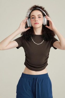 Style Core Aesthetics, New Style Trends - Side Ruched Crop Top