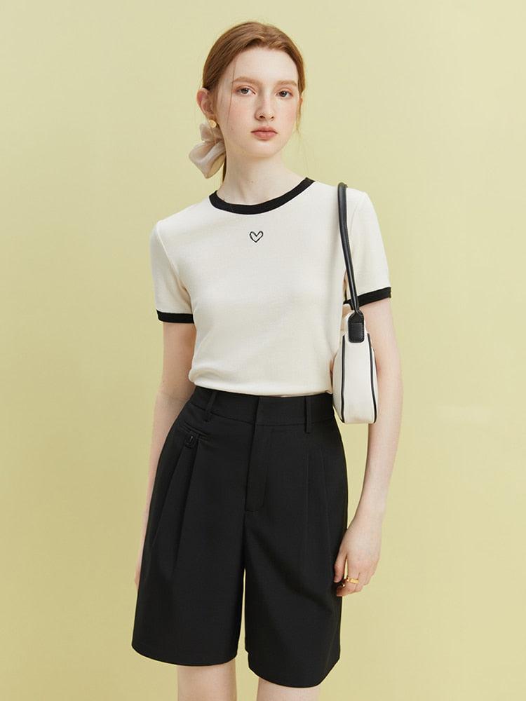 Style Core Aesthetics, New Style Trends - Soft Girl Minimal Heart Tee Style Core Aesthetics, New Style Trends - Soft Girl Minimal Heart Tee