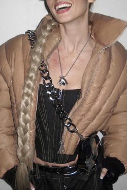 Style Core Aesthetics, New Style Trends - Solid Collar Neck Slim Zip Up Short Jacket