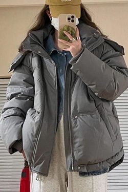 Style Core Aesthetics, New Style Trends - Solid Heart Embellished Hooded Puffer Jacket