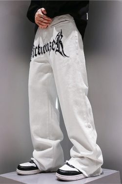 Style Core Aesthetics, New Style Trends - 'Spikes' Jeans