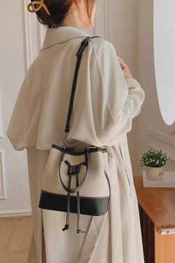 Style Core Aesthetics, New Style Trends - Stelvia | Sac seau bandoulière