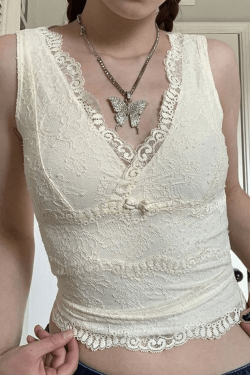 Style Core Aesthetics, New Style Trends - V Neck Lace Crop Tank Top
