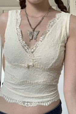 Style Core Aesthetics, New Style Trends - V Neck Lace Crop Tank Top