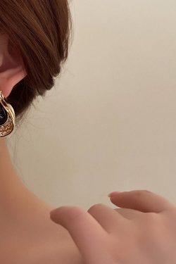 Style Core Aesthetics, New Style Trends - Vintage Aesthetic Black Stone Earrings