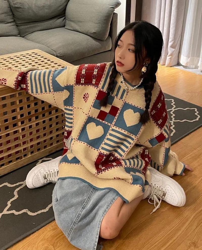 Style Core Aesthetics, New Style Trends - Vintage Heart Pattern Sweater Style Core Aesthetics, New Style Trends - Vintage Heart Pattern Sweater