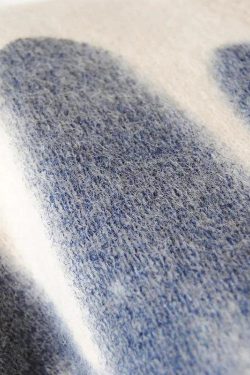 Style Core Aesthetics, New Style Trends - Wavy Line Design Knitted Sweater