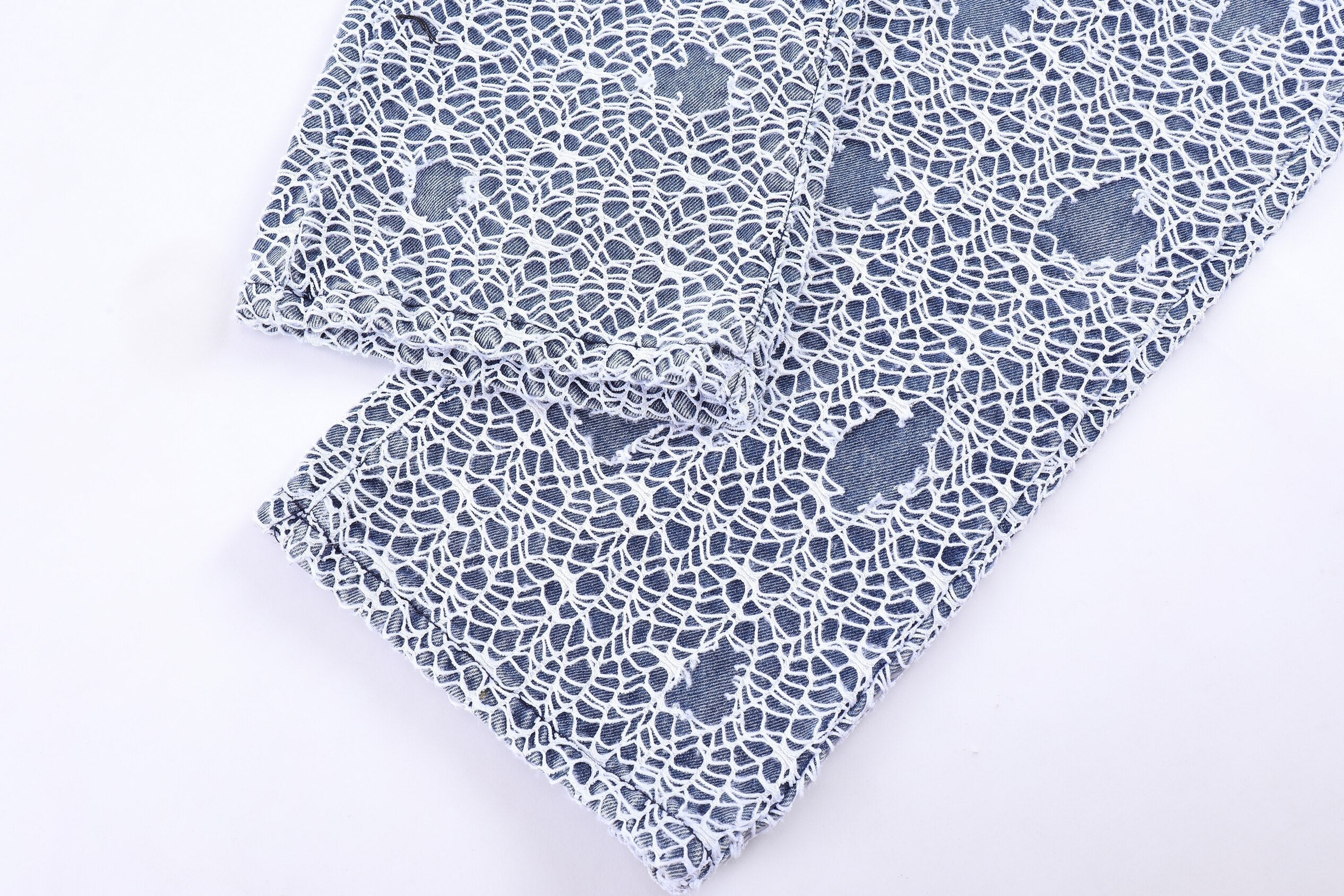 Style Core Aesthetics, New Style Trends - 'Webbed' Jeans Style Core Aesthetics, New Style Trends - 'Webbed' Jeans