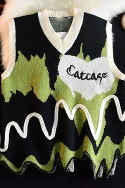 Style Core Aesthetics, New Style Trends - Weirdcore Wavy Striped Sweater Vest