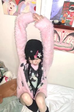 Style Core Aesthetics, New Style Trends - Y2K Aesthetic Fuzzy Sweater