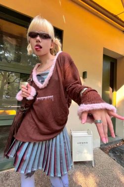 Style Core Aesthetics, New Style Trends - Y2K Deep Neck Sweater