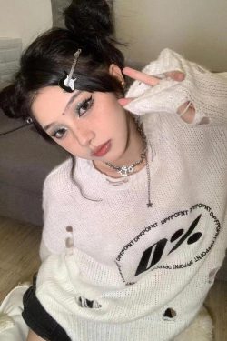 Style Core Aesthetics, New Style Trends - Y2K Grunge Distressed Knitted Sweater