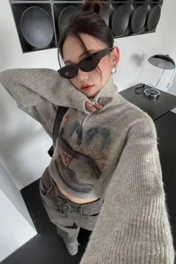 Style Core Aesthetics, New Style Trends - Y2K Half Zip-Up Knitted Sweater