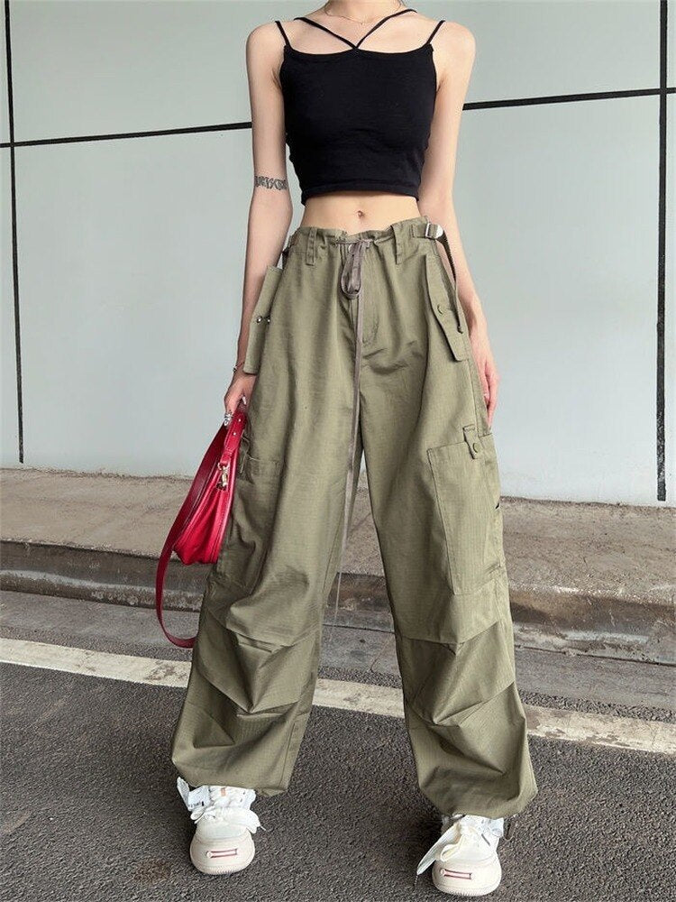 Style Core Aesthetics, New Style Trends - Y2K Pantalon Cargo Parachute aux Jambes Larges Style Core Aesthetics, New Style Trends - Y2K Pantalon Cargo Parachute aux Jambes Larges