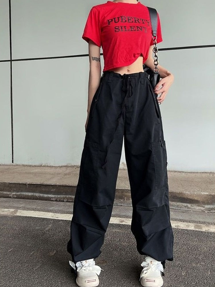 Style Core Aesthetics, New Style Trends - Y2K Pantalon Cargo Parachute aux Jambes Larges Style Core Aesthetics, New Style Trends - Y2K Pantalon Cargo Parachute aux Jambes Larges