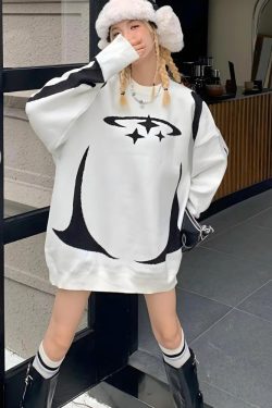 Style Core Aesthetics, New Style Trends - Y2K Star Futuristic Knitted Sweater