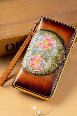 2025 New Brown Embossed Zippered Women Wallet Purse