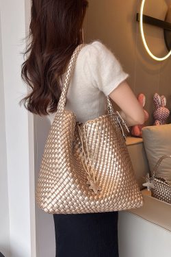 2025 New Champagne Faux Leather Large Capacity Bucket Bag