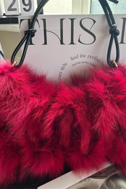 2025 New Grey Fox Fur Durable Crescent Shoulder Bag