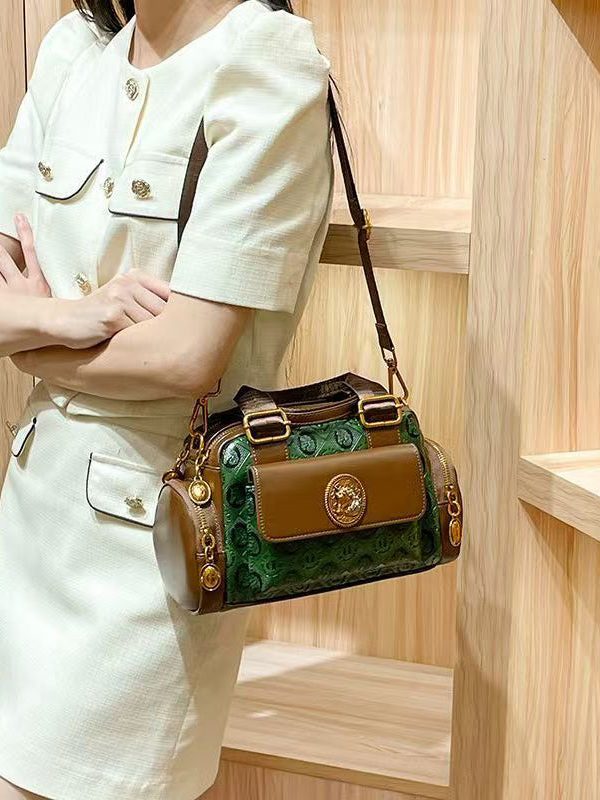 2025 New Versatile Green Calf Leather Satchel Handbag