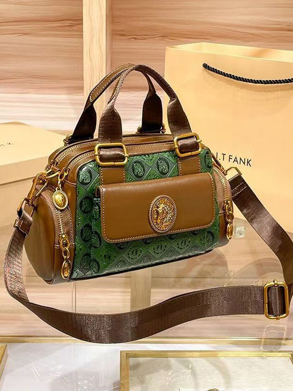 2025 New Versatile Green Calf Leather Satchel Handbag