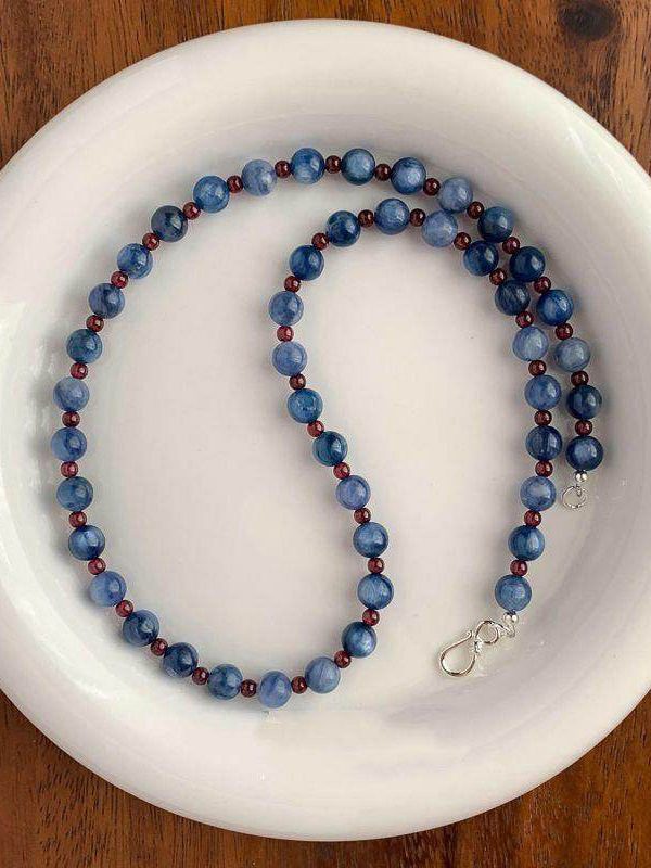 Art Blue Garnet Beaded Alloy Choker