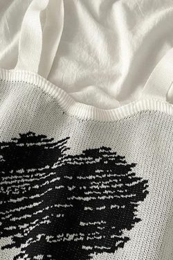 Asymmetric Heart Knitted Crop Top