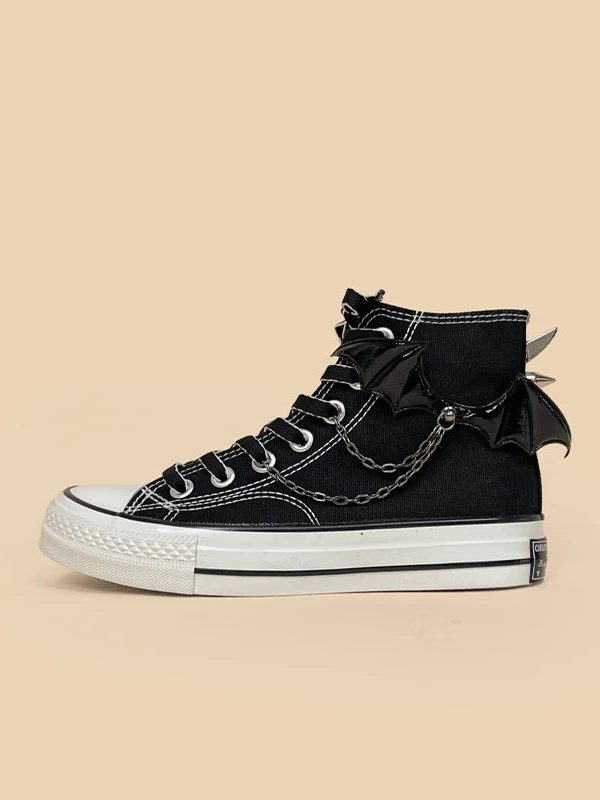 Bat Wings Spiked Canvas Shoes