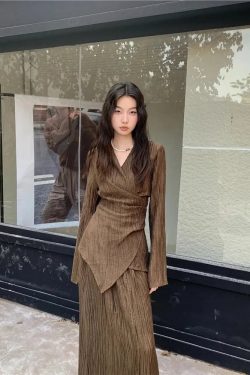 Blouse & Skirt Two Piece Set