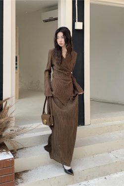 Blouse & Skirt Two Piece Set