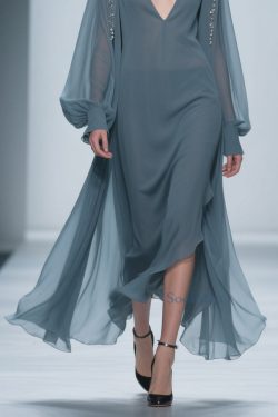 Blue Original Design Solid Chiffon Dress V Neck Lantern Sleeve