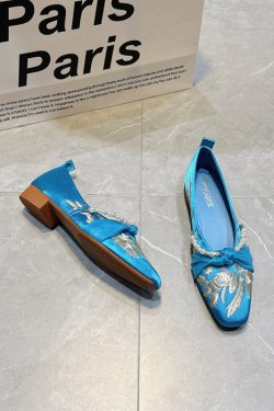 Blue Women Splicing Satin Embroidered Flat Feet Shoes