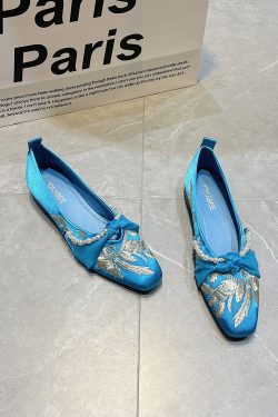 Blue Women Splicing Satin Embroidered Flat Feet Shoes