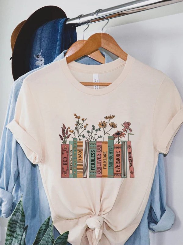 Books & Flowers Tee