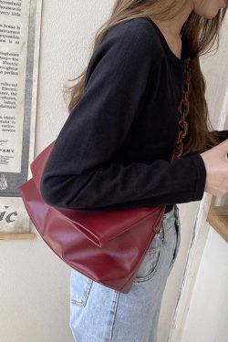 Boutique Black Solid Durable Leather Flap Bag