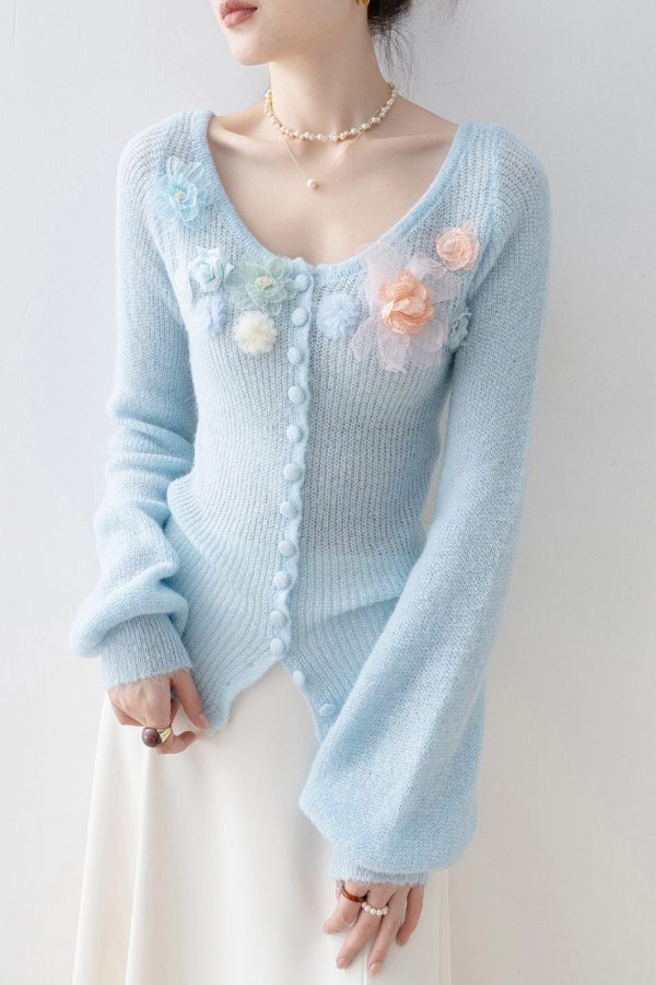 Boutique Blue O Neck Floral Knitted Tops Spring