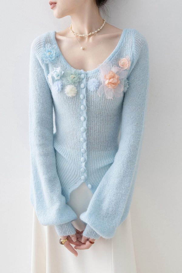 Boutique Blue O Neck Floral Knitted Tops Spring