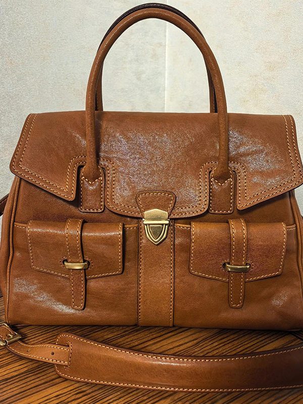 Boutique Brown Large Capacity Calf Leather Message Bag