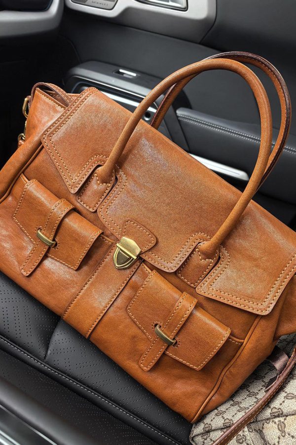 Boutique Brown Large Capacity Calf Leather Message Bag