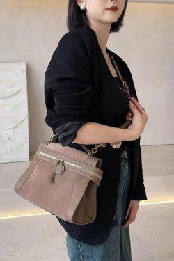 Boutique Brown Zippered Faux Leather Messenger Bag