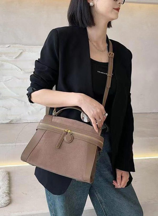 Boutique Brown Zippered Faux Leather Messenger Bag