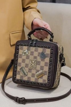 Boutique Stylish Khaki Faux Leather Messenger Bag