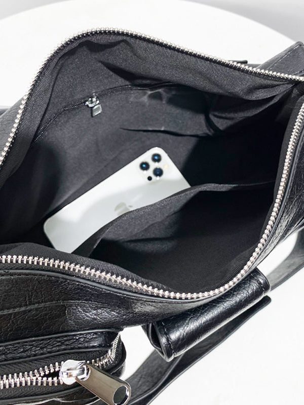 Casual  Black Asymmetrical Pockets Faux Leather Message Bag