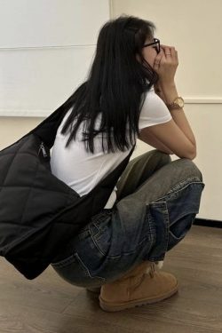 Casual Black Large Capacity Nylon Messenger Bag