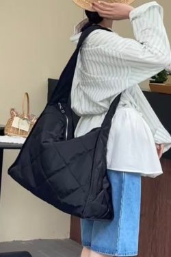 Casual Black Large Capacity Nylon Messenger Bag