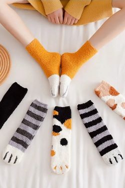 Cat Paw Plush Socks