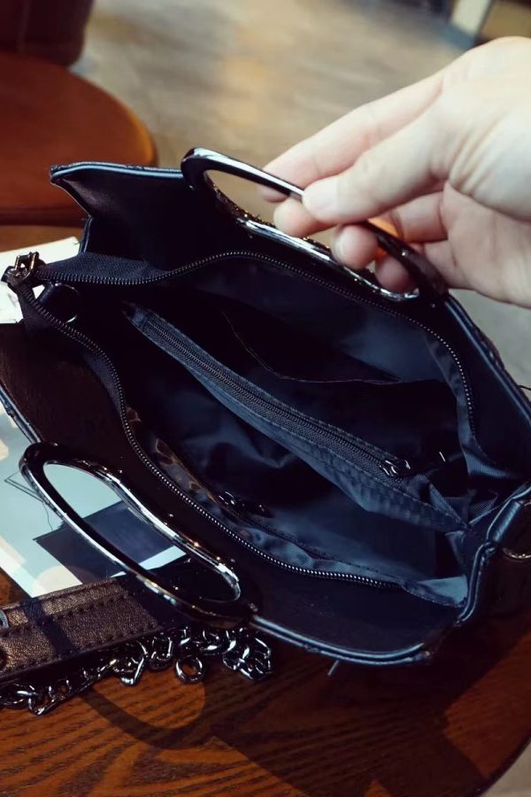 Chic Black Large Capacity Calf Leather Tote Handbag