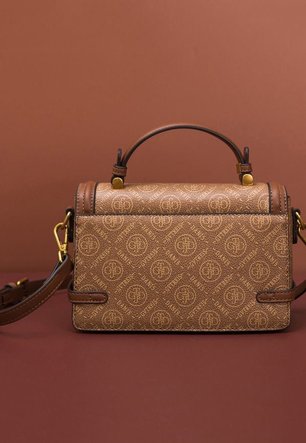 Chic Brown Versatile Calf Leather Messenger Bag