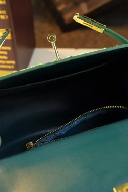 Chic Crocodile Pattern Solid Durable Faux Leather Tote Handbag